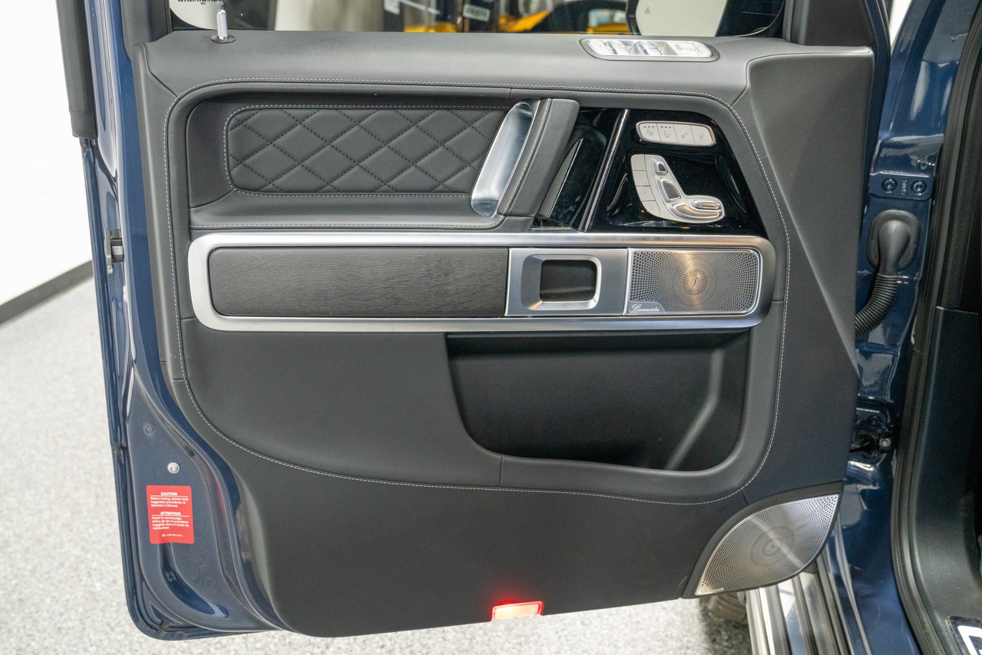 Used 2025 Mercedes-Benz G 550 image 41