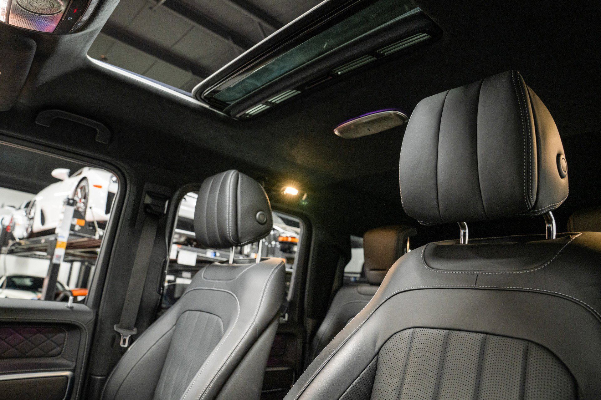 Used 2025 Mercedes-Benz G 550 image 17
