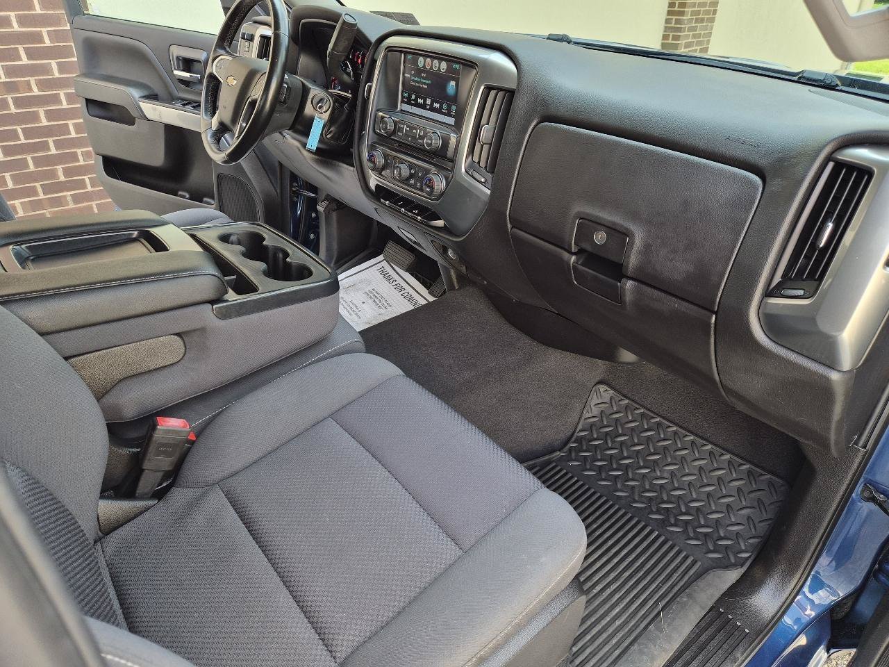 Used 2019 Chevrolet Silverado 1500 LT w/ All Star Edition AWD/4WD image 22