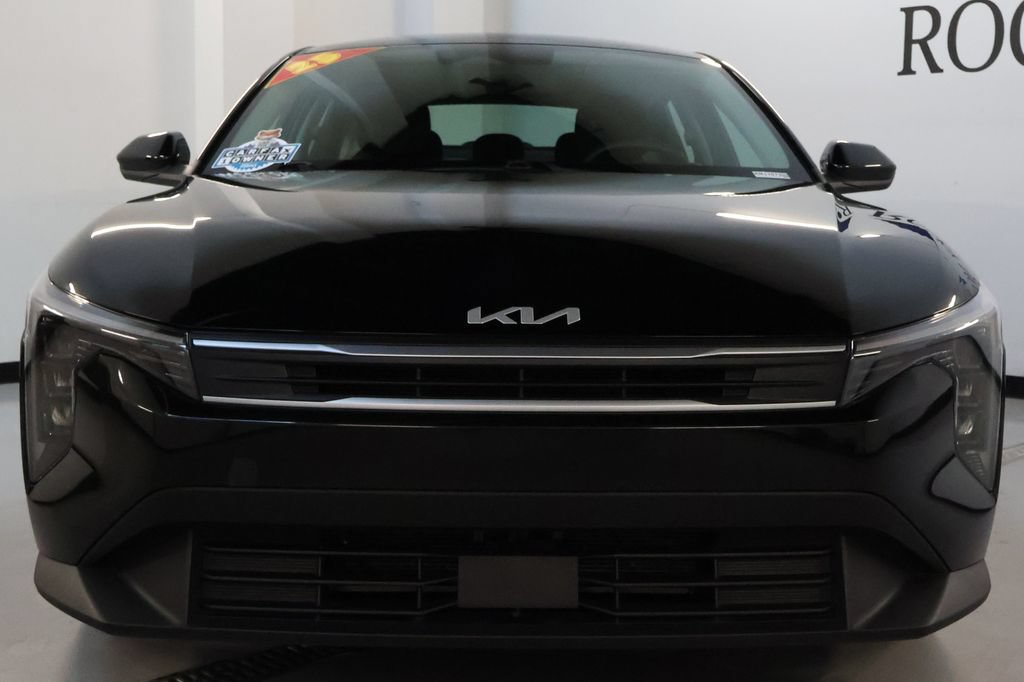 Used 2025 Kia K4 FWD video 2