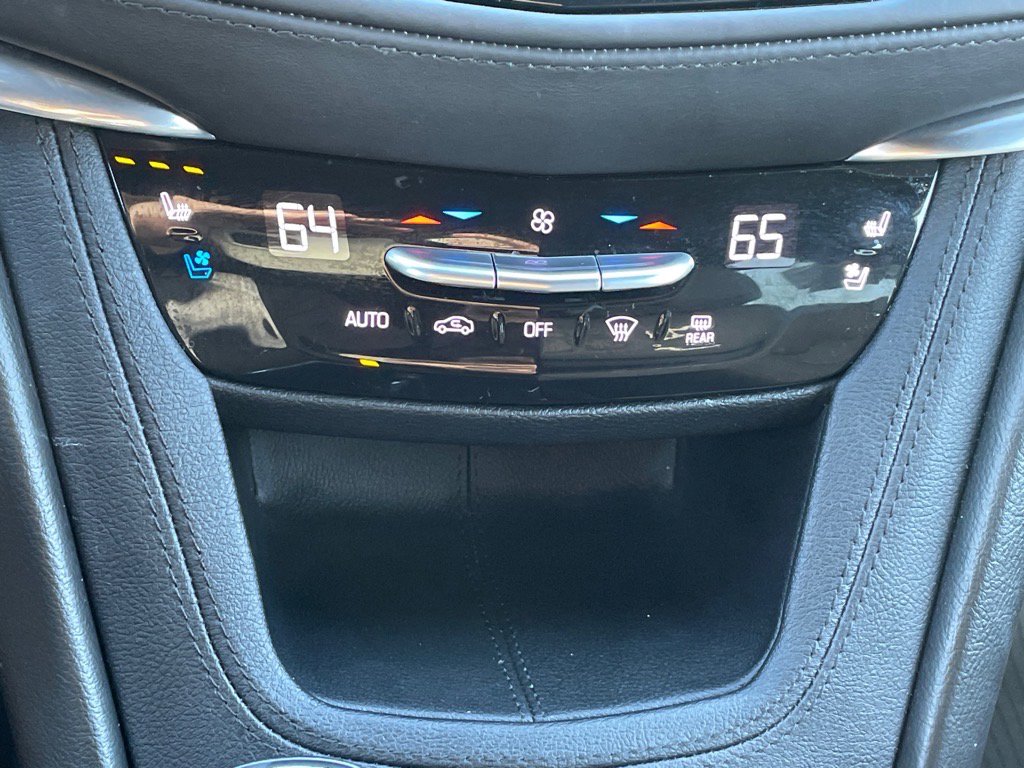 Used 2020 Cadillac XT5 Premium Luxury w/ Platinum Package image 19