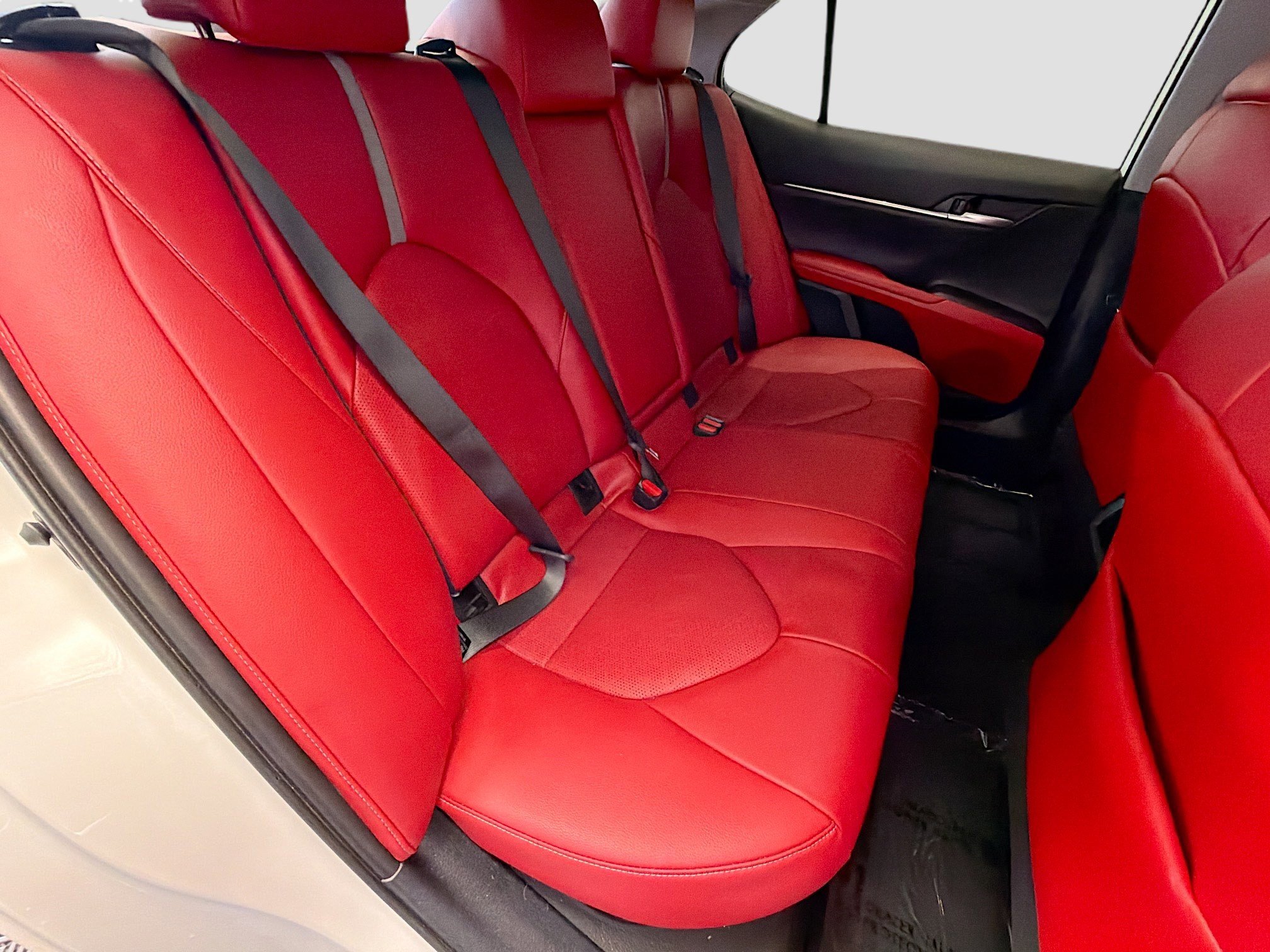 Used 2021 Toyota Camry XSE image 14