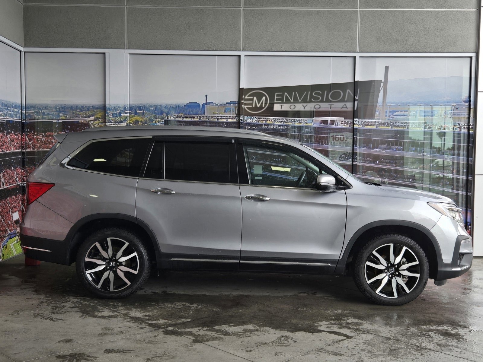 Used 2022 Honda Pilot Touring image 3