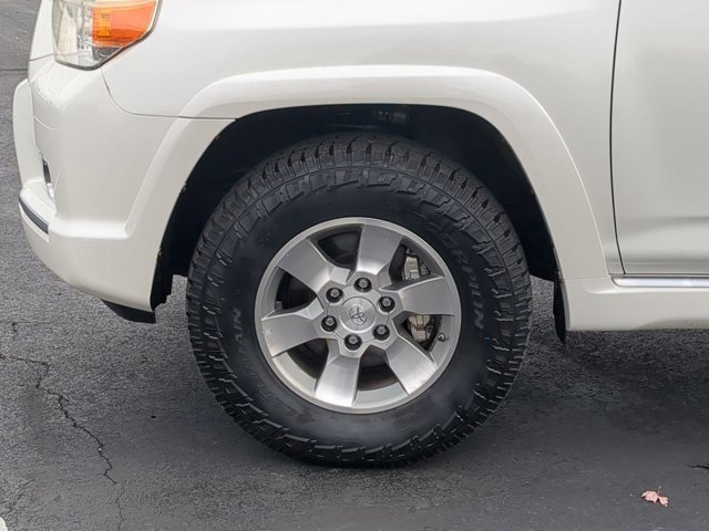Used 2013 Toyota 4Runner SR5 image 7