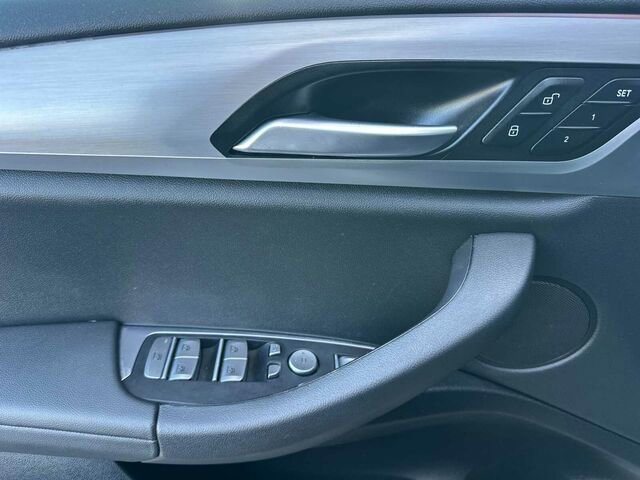 Used 2020 BMW X3 xDrive30i w/ Convenience Package image 11