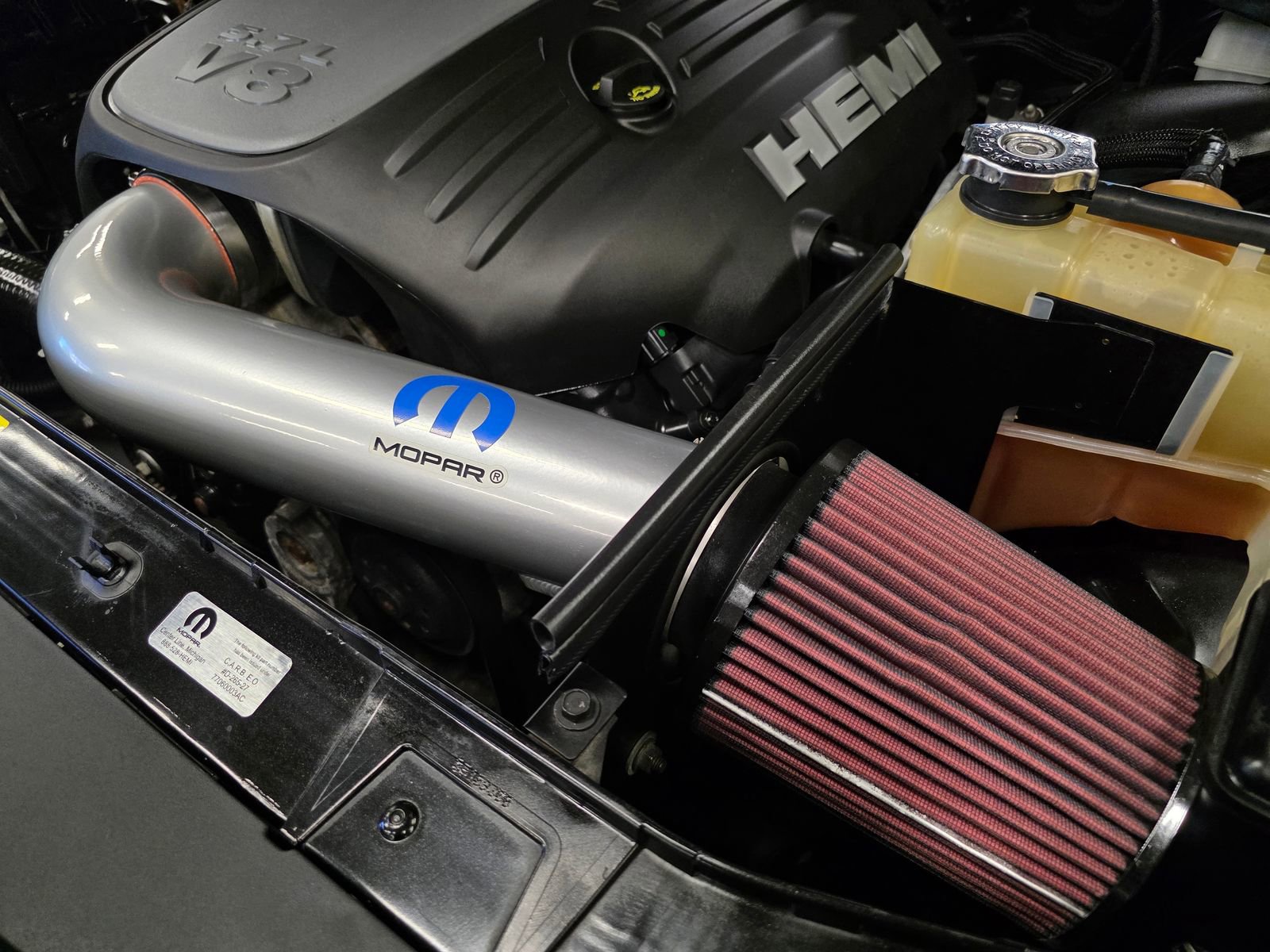 Used 2010 Dodge Challenger R/T RWD image 6