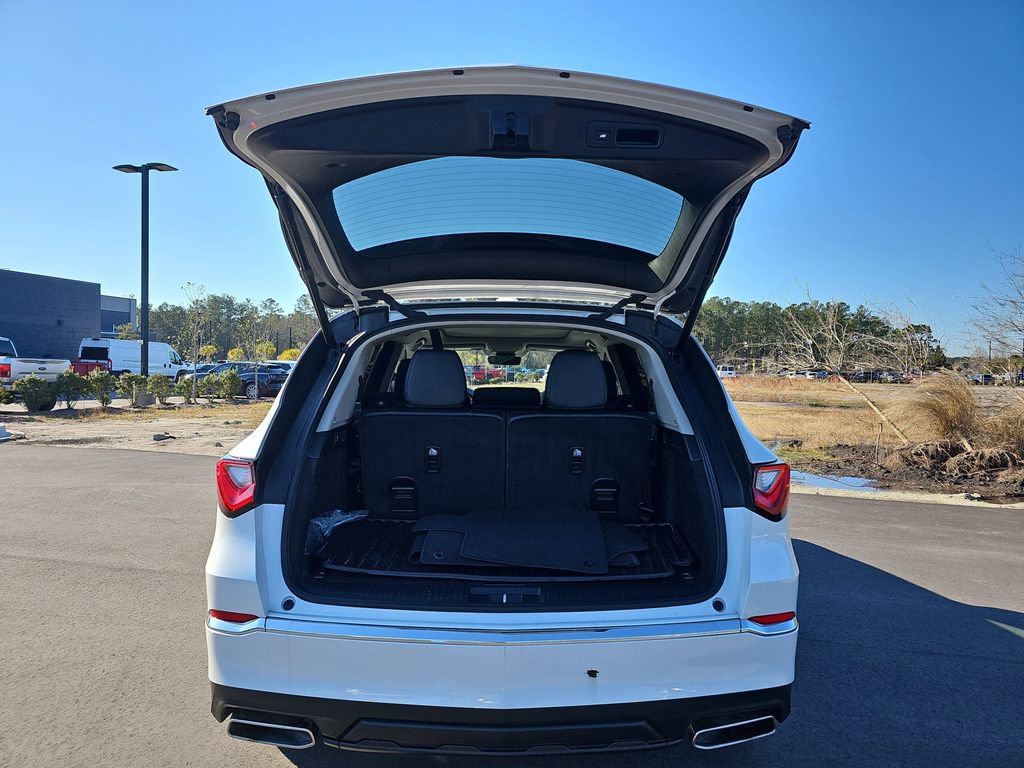 Used 2024 Acura MDX FWD image 17