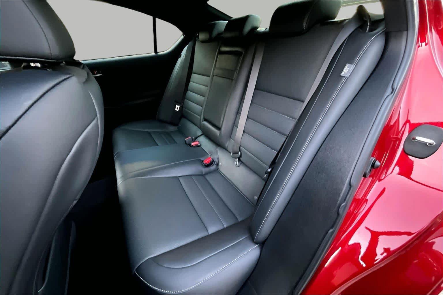 Used 2021 Lexus IS 350 F Sport w/ Navigation Package RWD image 21