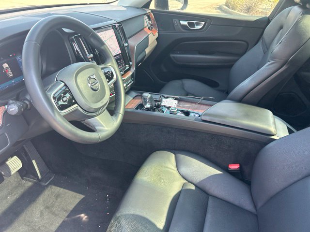 Used 2023 Volvo XC60 B5 Plus FWD image 36