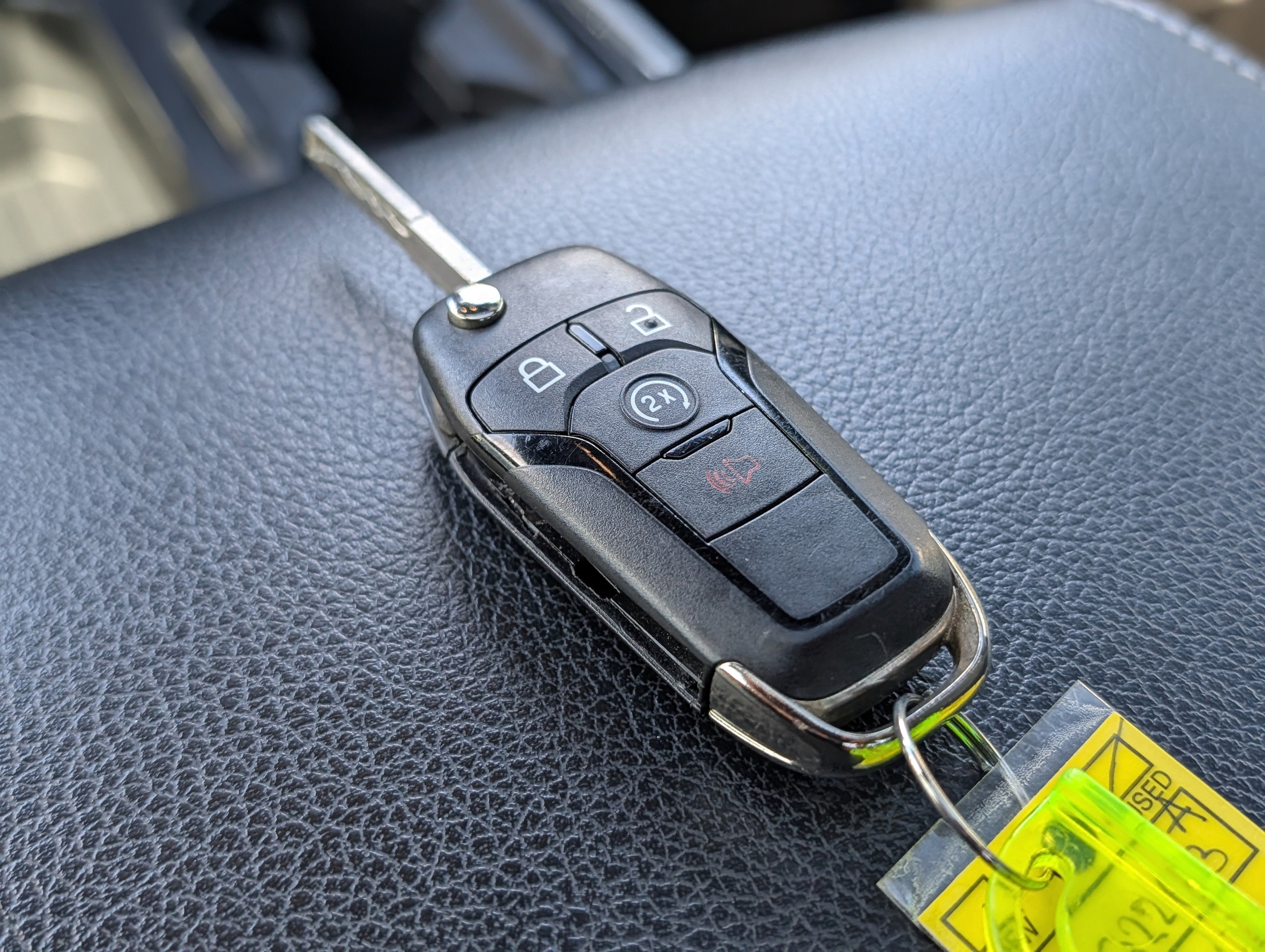 Used 2022 Ford F250 Lariat w/ Tremor Off-Road Package image 34