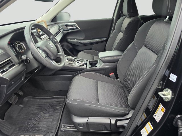 Used 2022 Mitsubishi Outlander ES FWD image 19