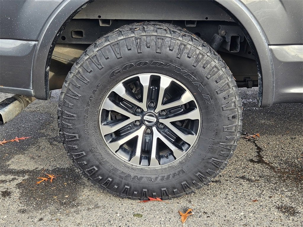 Used 2017 Ford F150 Limited w/ Trailer Tow Package image 9