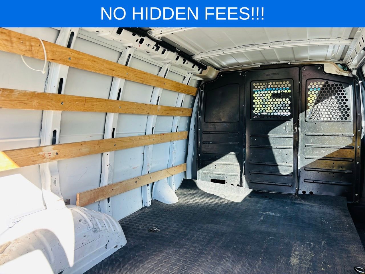 Used 2020 Chevrolet Express 2500 w/ Driver Convenience Package image 12