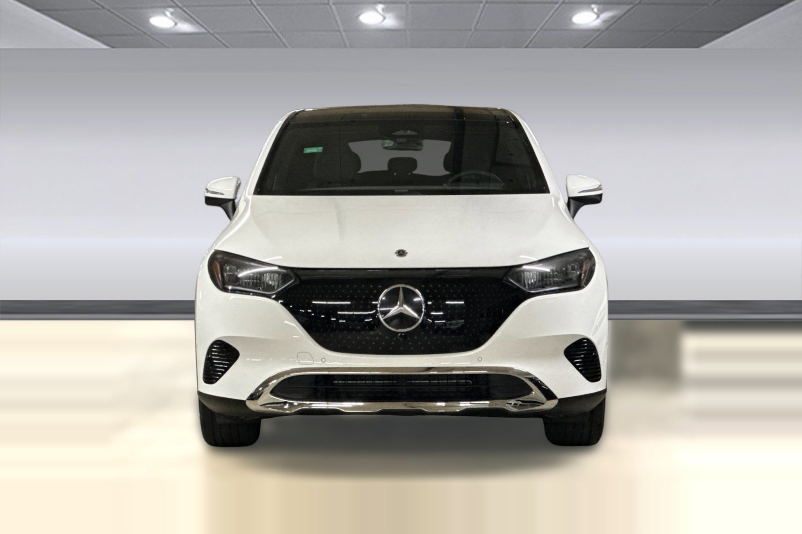 Used 2026 Mercedes-Benz EQE 320 4MATIC SUV image 5