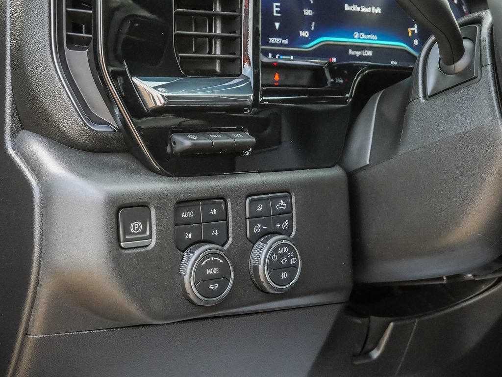 Used 2024 Chevrolet Silverado 2500 High Country w/ High Country Premium Package AWD/4WD image 44