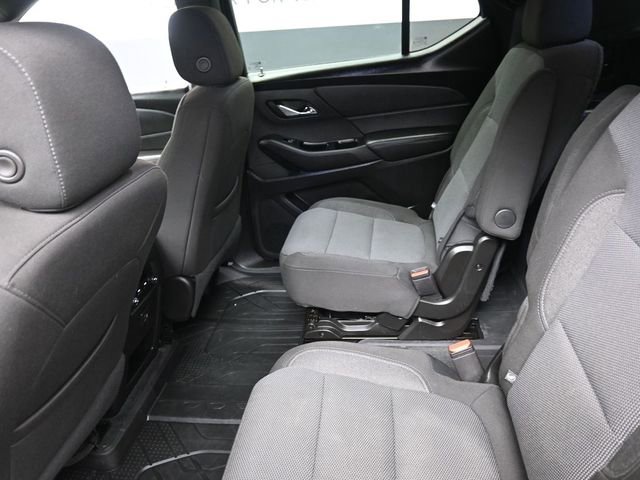 Used 2023 Chevrolet Traverse LT image 23