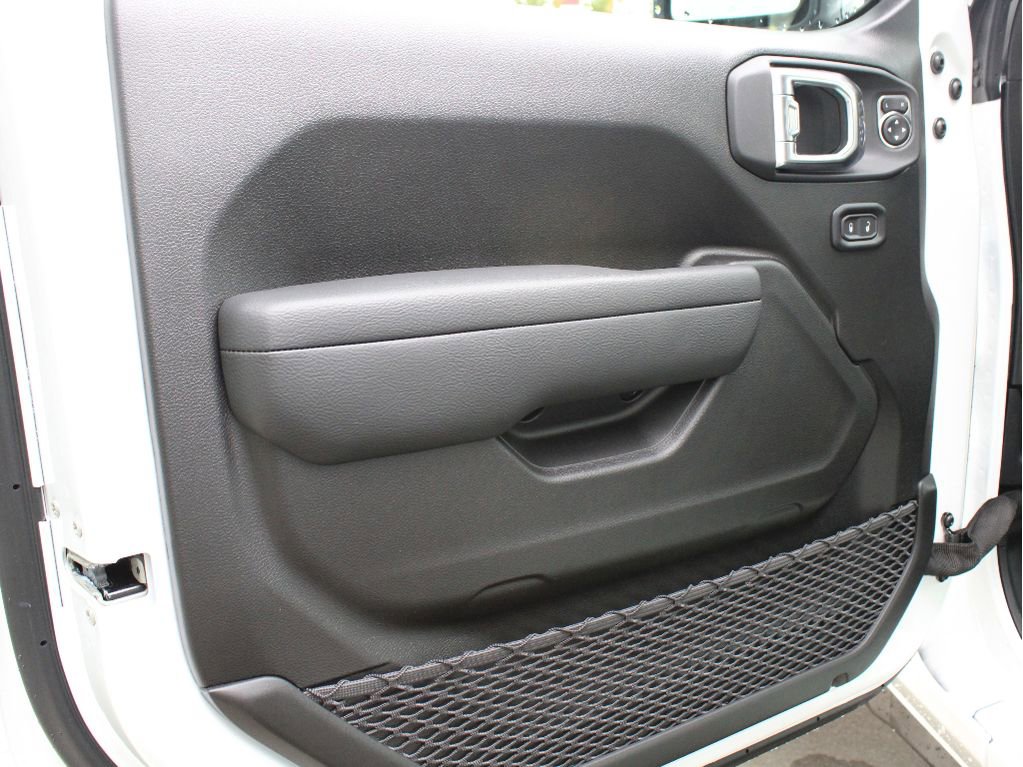 New 2026 Jeep Wrangler Unlimited Sport AWD/4WD image 9
