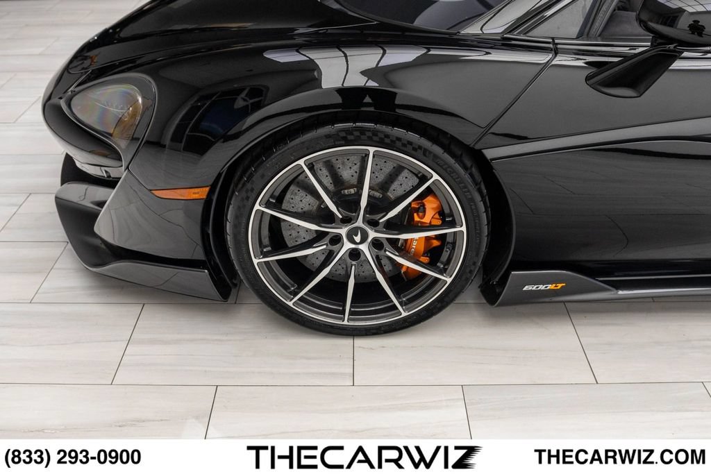 Used 2020 McLaren 600LT Spider RWD image 10