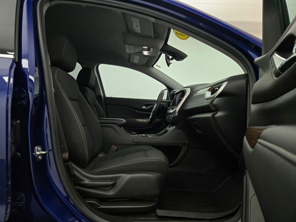 Used 2023 GMC Acadia SLE w/ Driver Convenience Package image 30