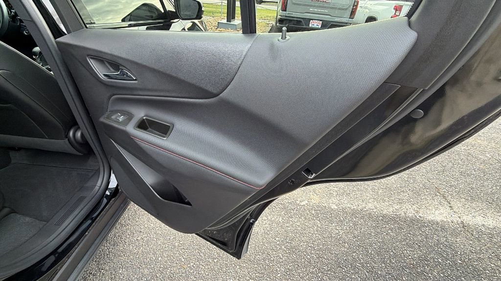 Certified 2024 Chevrolet Equinox RS w/ RS Leather Package image 18