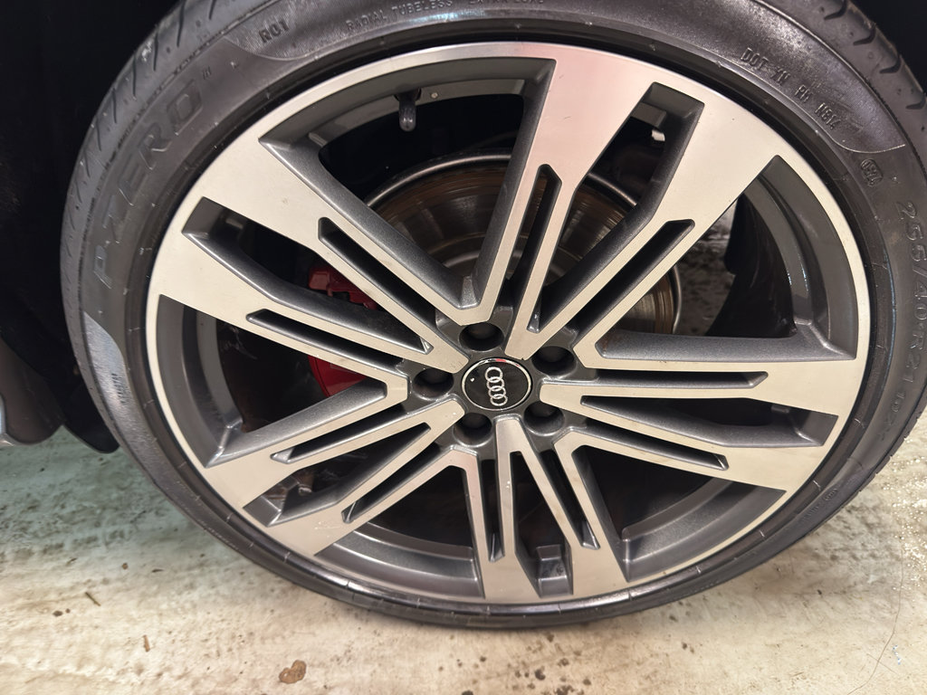 Used 2018 Audi SQ5 Premium Plus w/ S Sport Package AWD/4WD image 33