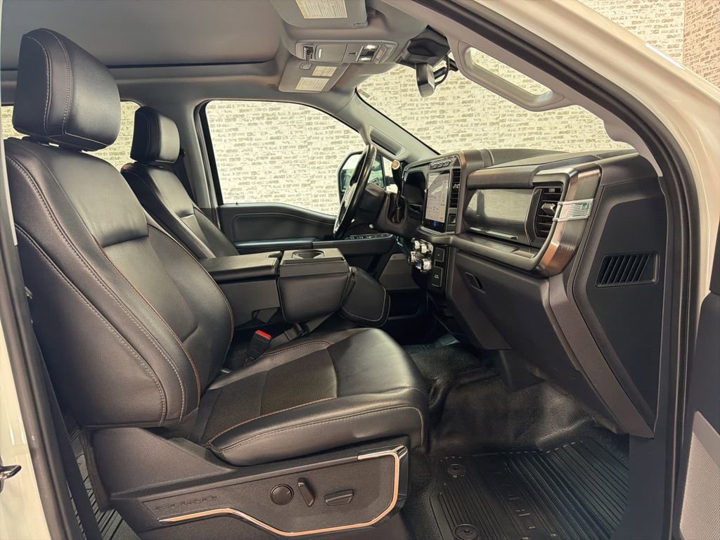 Used 2023 Ford F250 Lariat w/ Tremor Off-Road Package AWD/4WD image 11