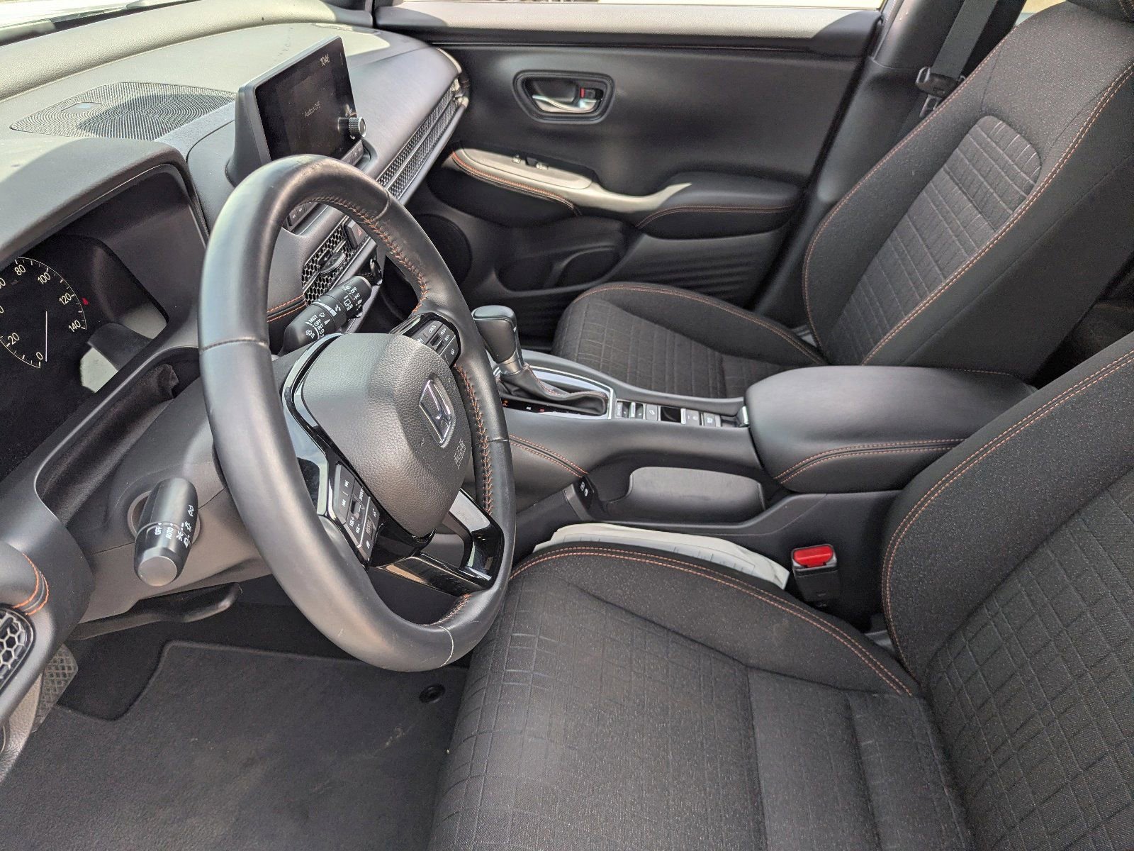 Used 2024 Honda HR-V Sport image 23