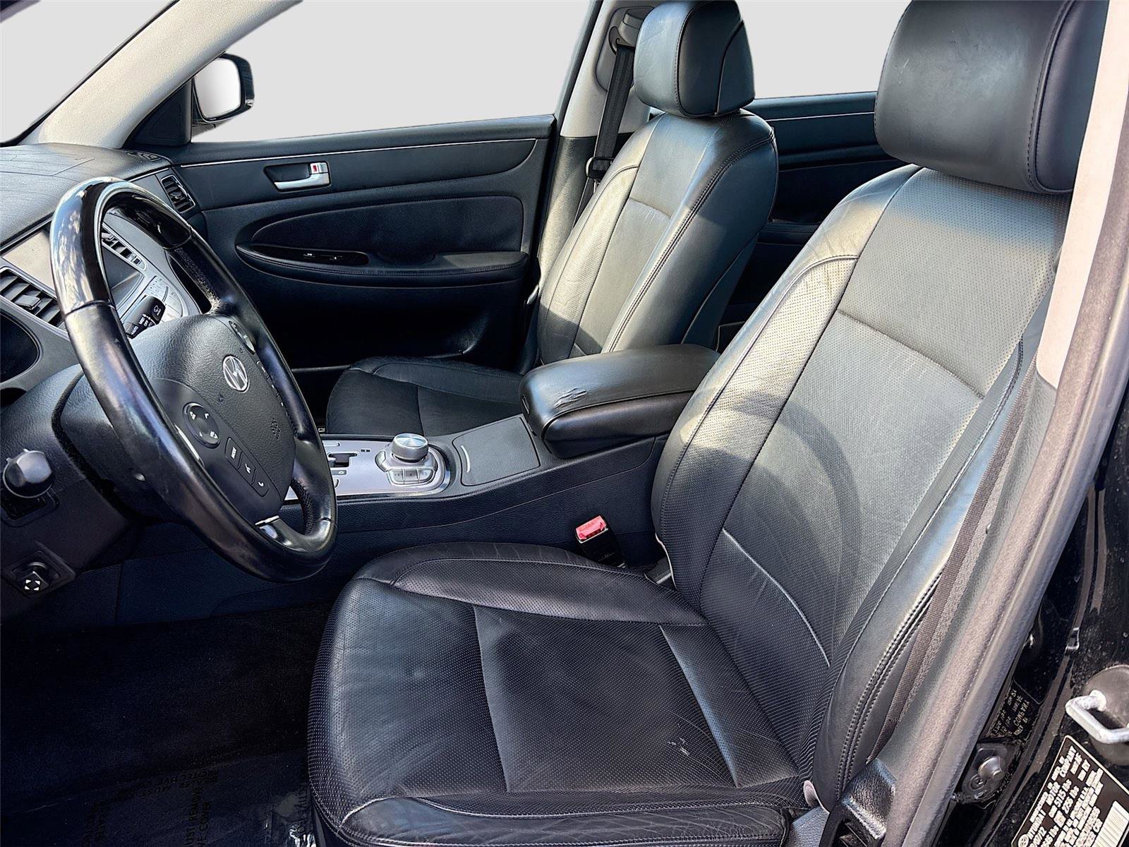 Used 2012 Hyundai Genesis 5.0 image 24