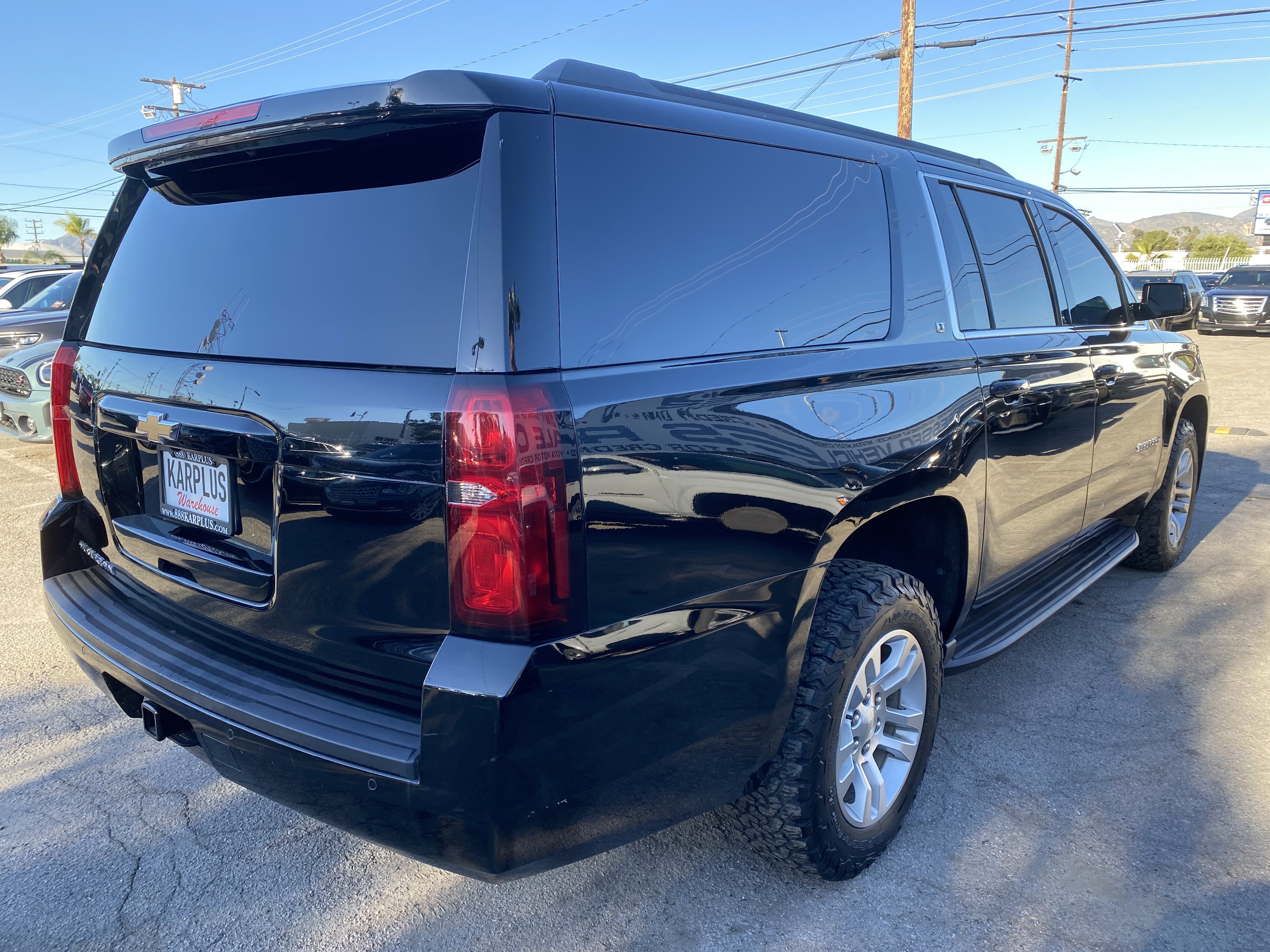 Used 2020 Chevrolet Suburban LT AWD/4WD image 9