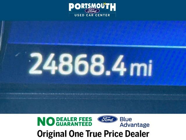 Used 2022 Ford Explorer XLT w/ Equipment Group 202A image 21
