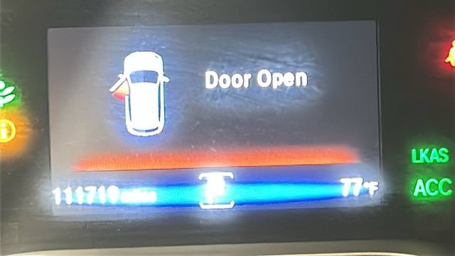 Used 2017 Honda Pilot Elite image 18