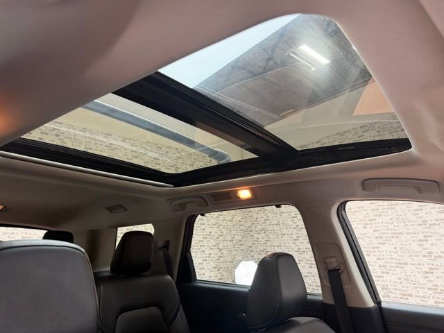 Used 2022 Nissan Pathfinder SL w/ SL Premium Package image 10