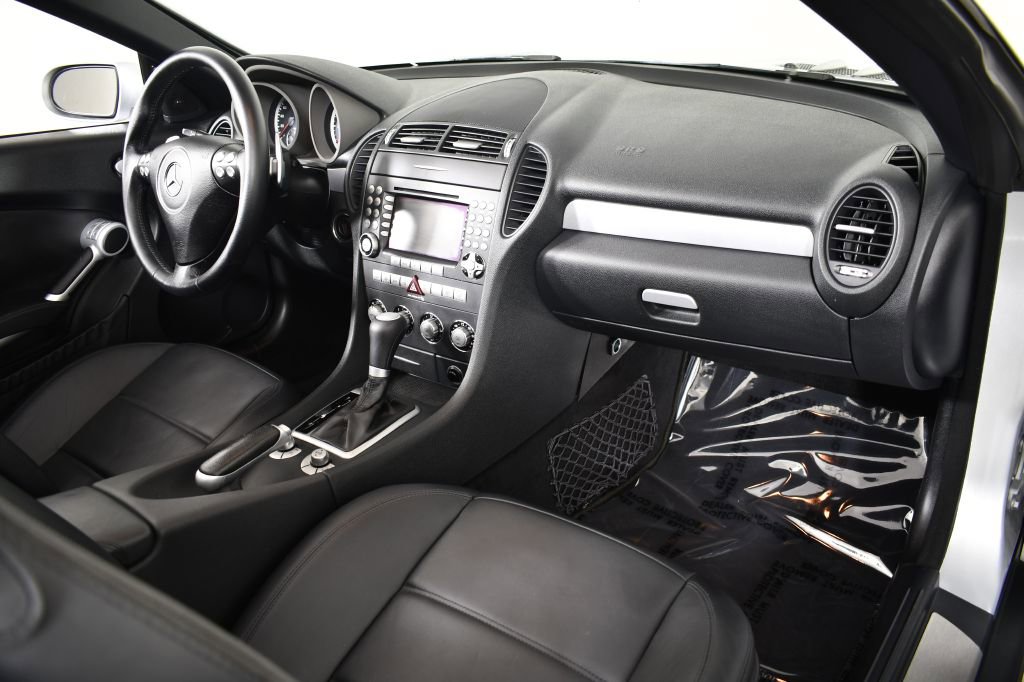 Used 2007 Mercedes-Benz SLK 55 AMG image 31
