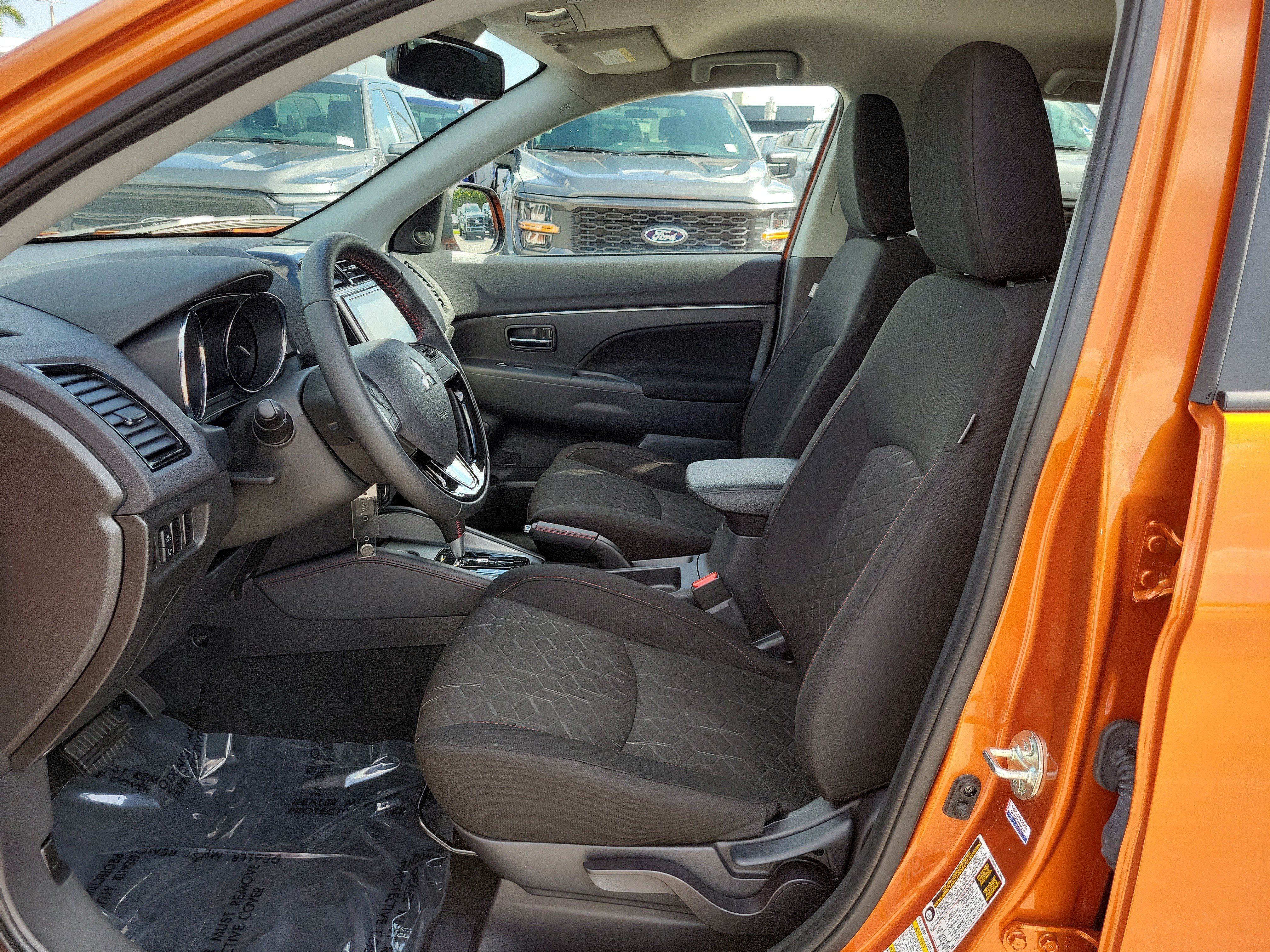Used 2026 Mitsubishi Outlander Sport LE AWD/4WD image 18