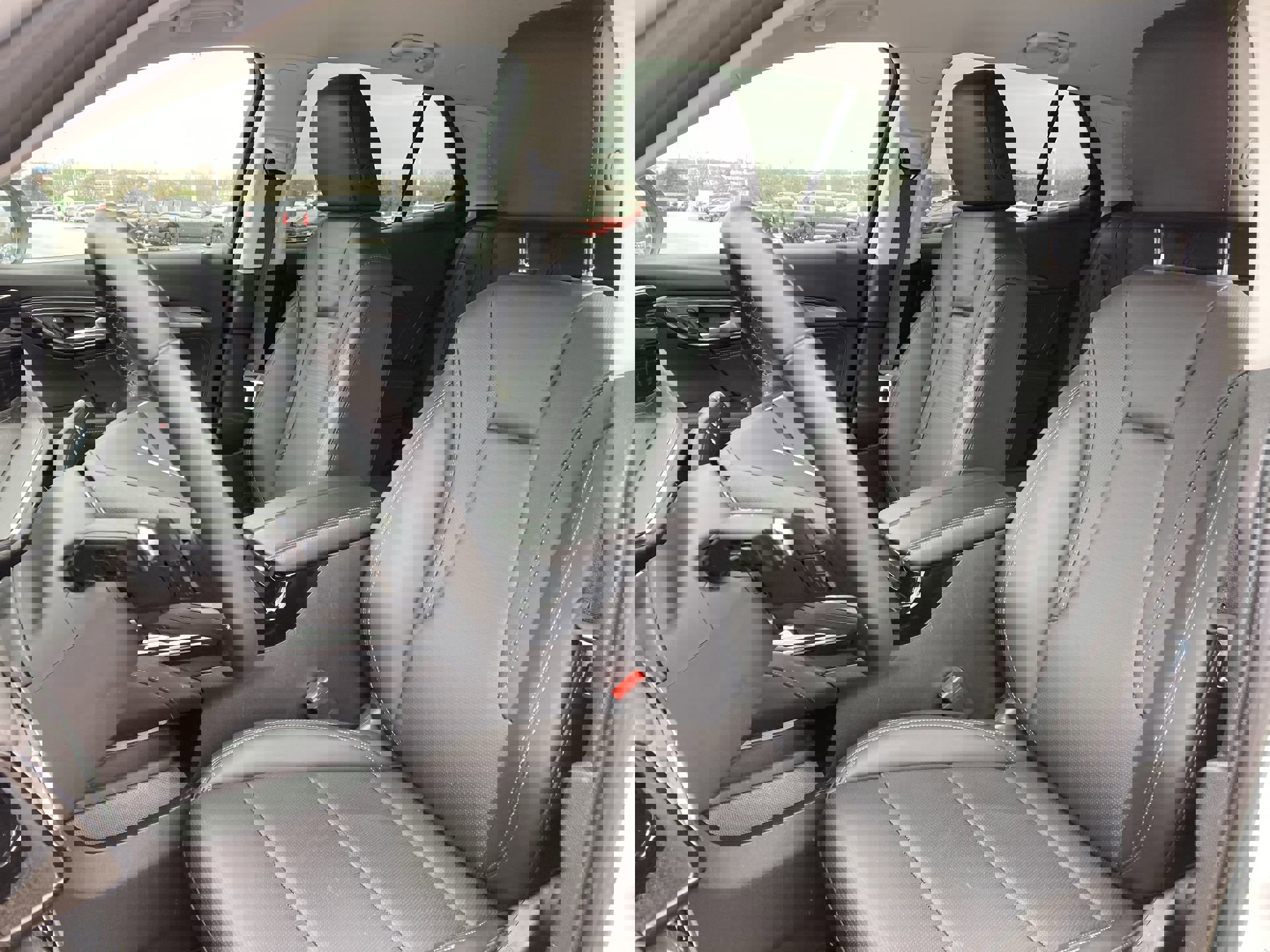 Used 2025 Buick Envision Preferred image 13