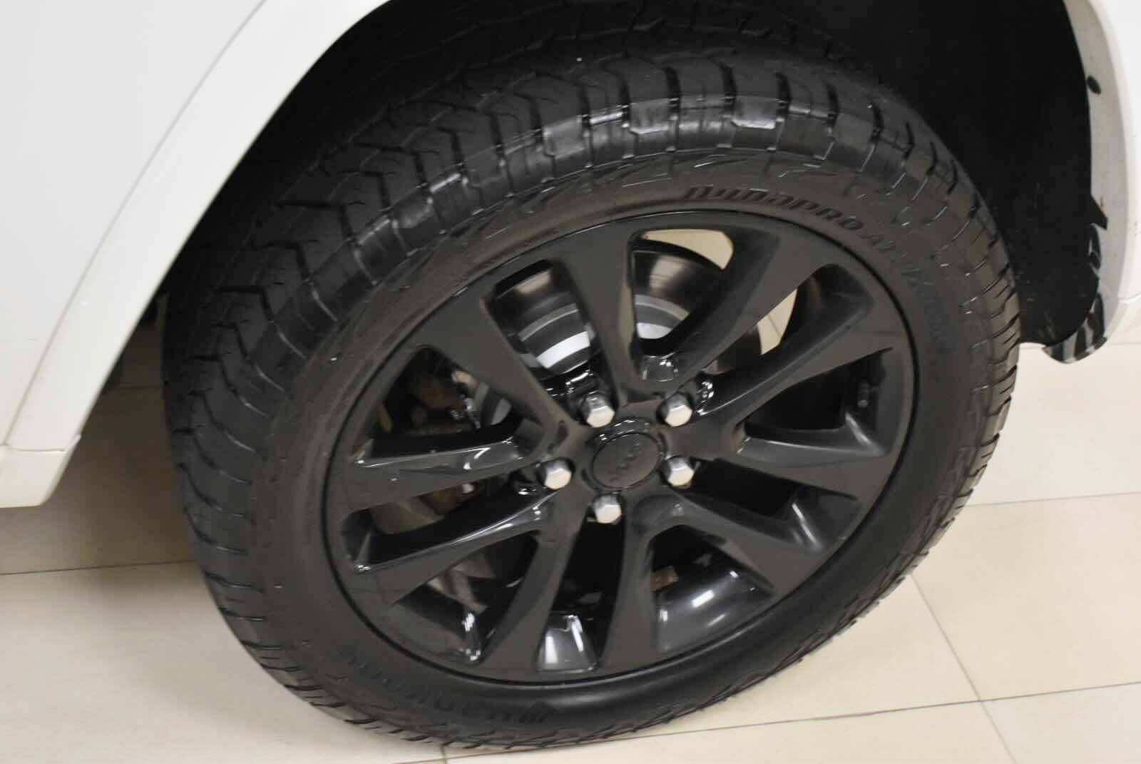 Used 2019 Jeep Grand Cherokee Altitude AWD/4WD image 39