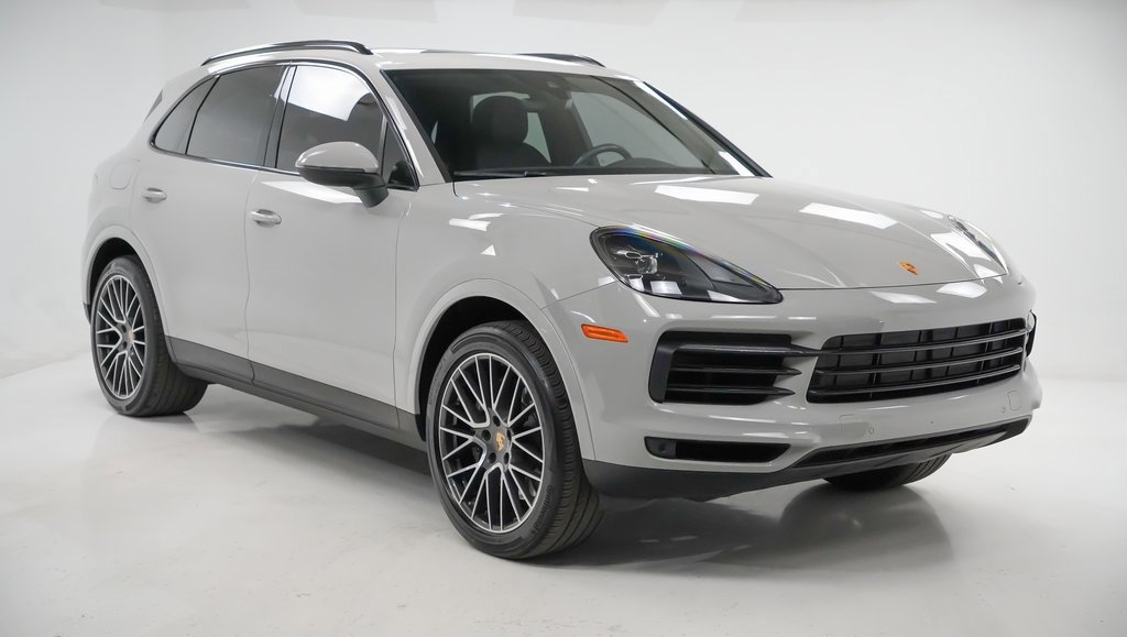 Used 2023 Porsche Cayenne image 8