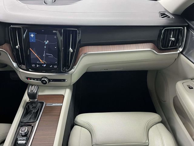 Used 2019 Volvo S60 T6 Inscription image 22