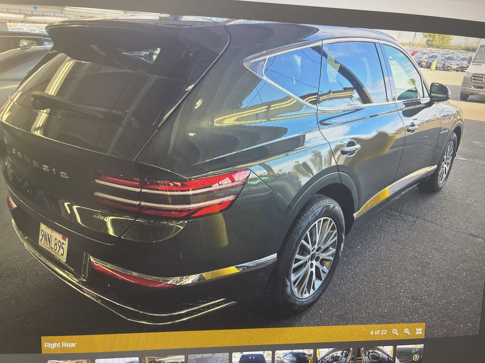 Certified 2025 Genesis GV80 2.5T AWD/4WD image 3