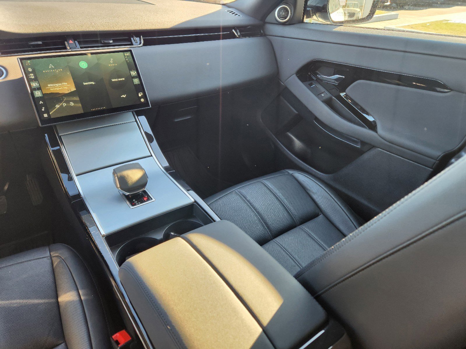 Certified 2024 Land Rover Range Rover Evoque S AWD/4WD image 14