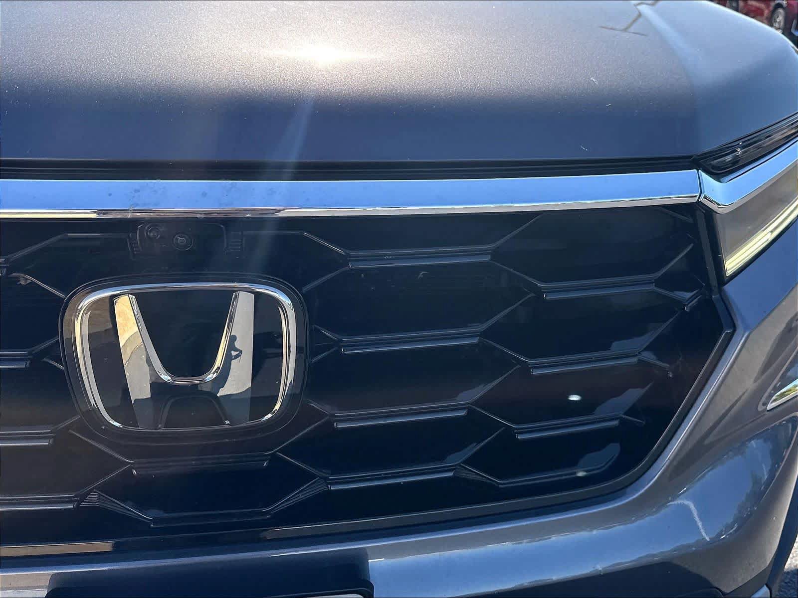 Used 2024 Honda Pilot Elite image 31