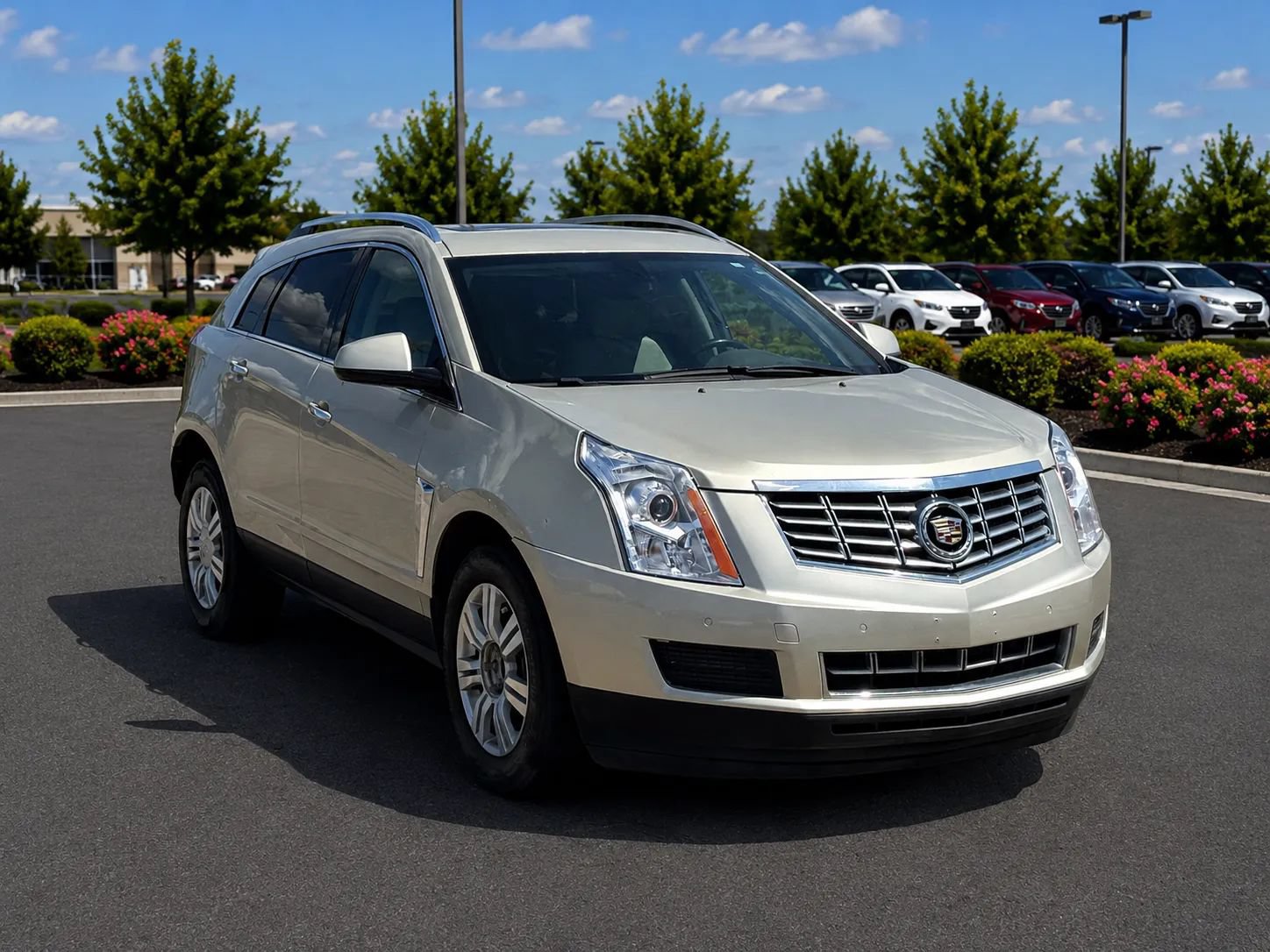 Used 2015 Cadillac SRX Luxury FWD image 7