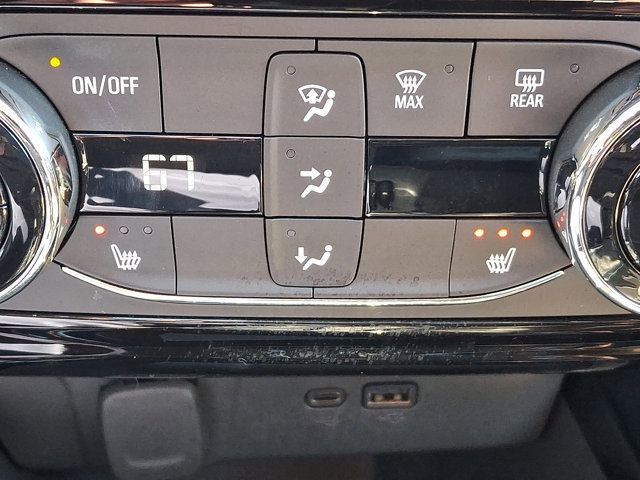 Used 2024 Chevrolet Trax ACTIV w/ Driver Confidence Package image 26