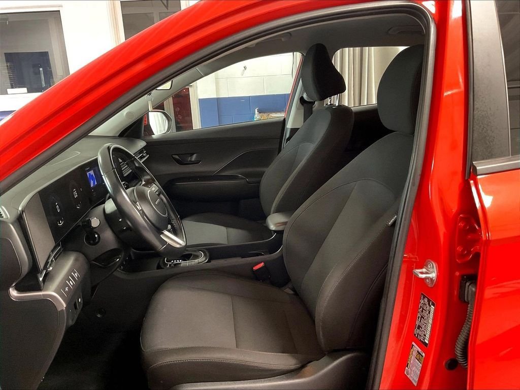 Used 2024 Hyundai Kona SEL FWD image 10