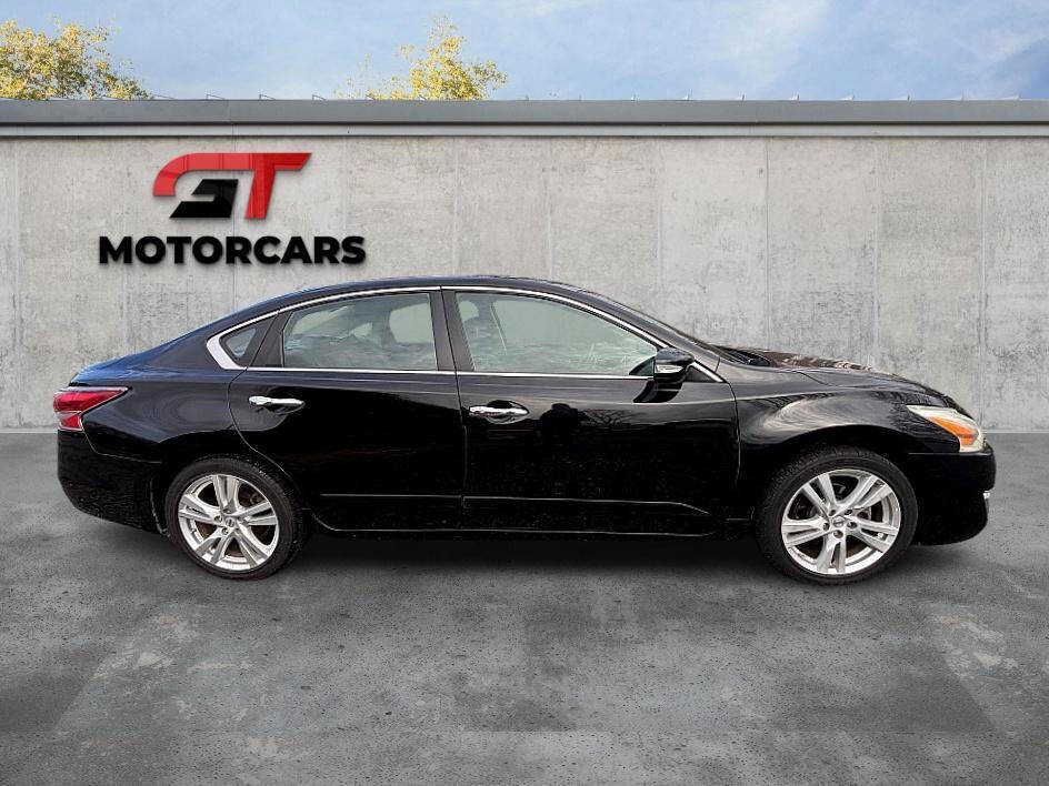 Used 2014 Nissan Altima 3.5 SL w/ Technology Package image 4