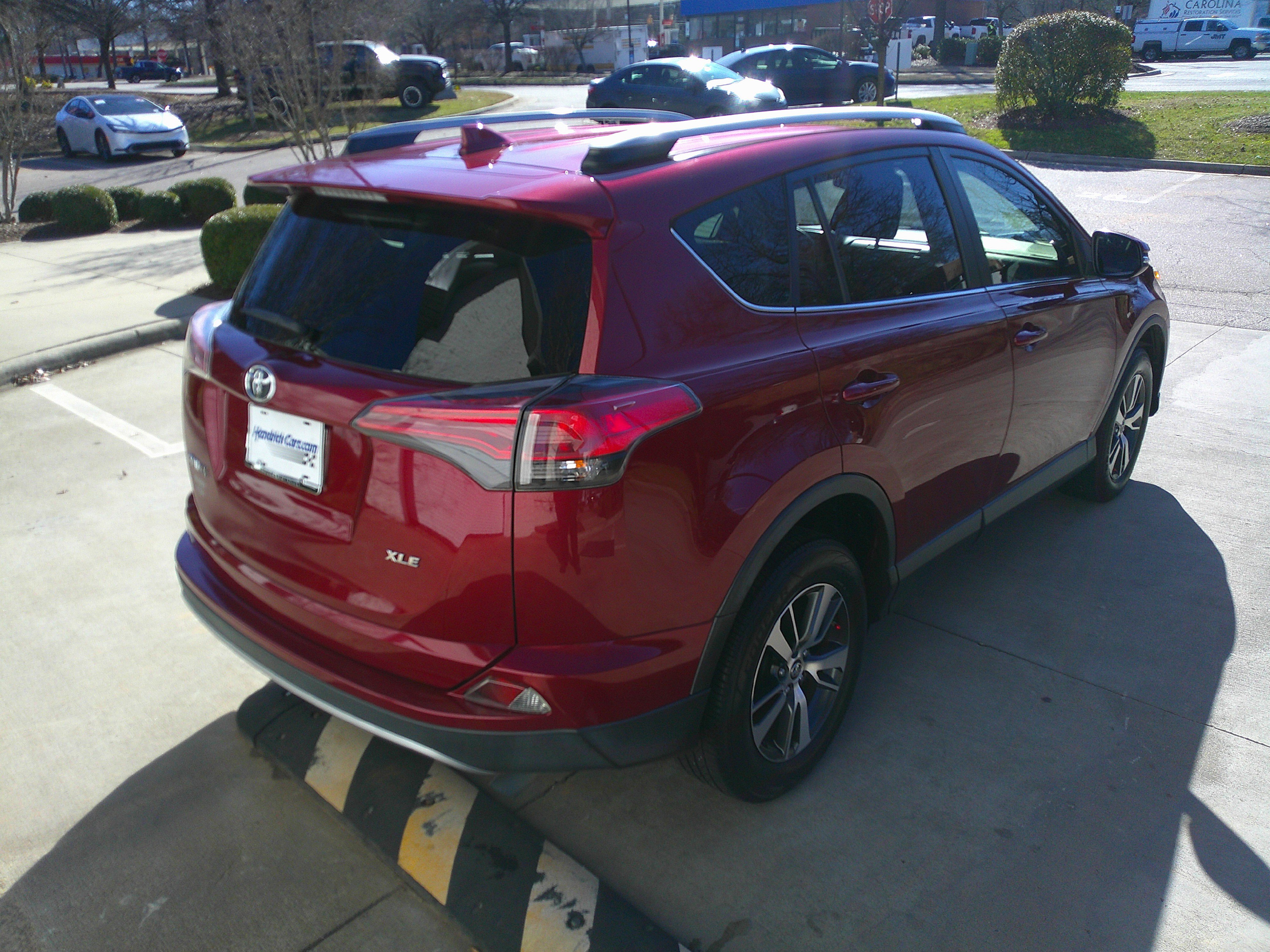 Used 2018 Toyota RAV4 XLE image 13