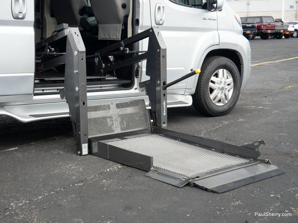 Used 2017 RAM ProMaster 1500 w/ Premium Appearance Group image 14