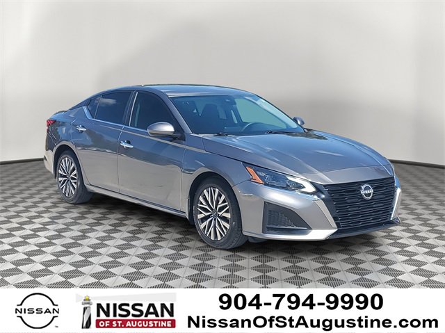 Used 2023 Nissan Altima 2.5 SV