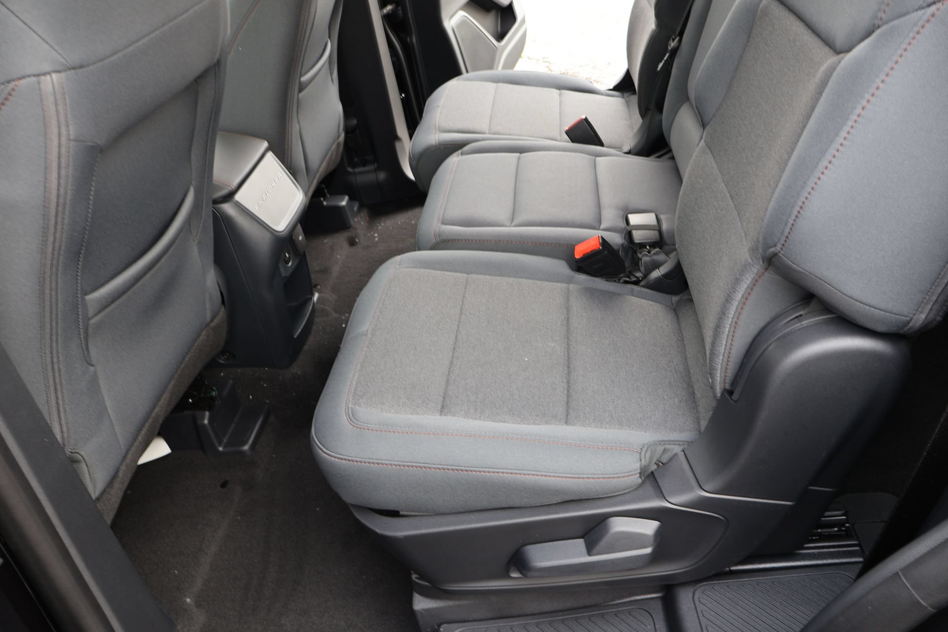 New 2026 Ford Explorer Active RWD image 13
