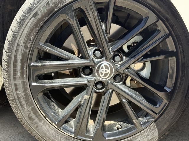 Used 2025 Toyota Camry SE FWD image 10